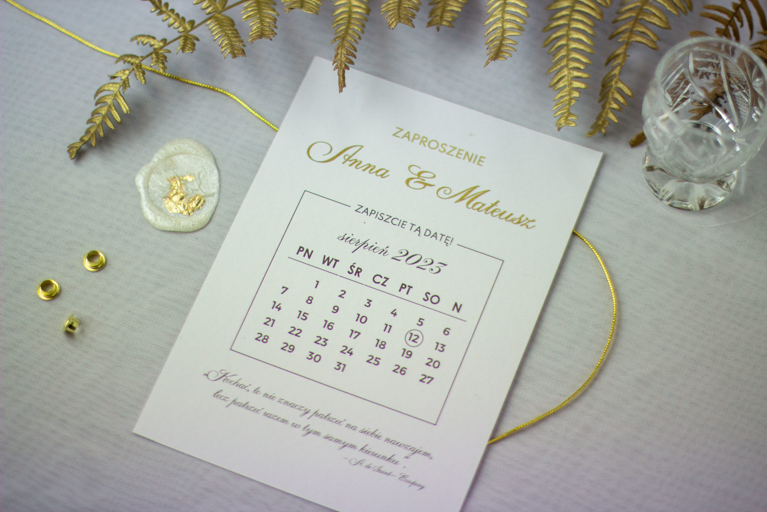 zaproszenie ślubne złocone z kalendarzem